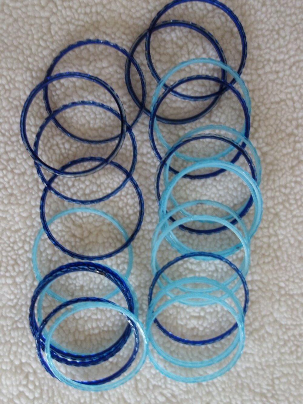 Lot of 23 Light & Dark Blue Swirl Glass Bangle Bracelets